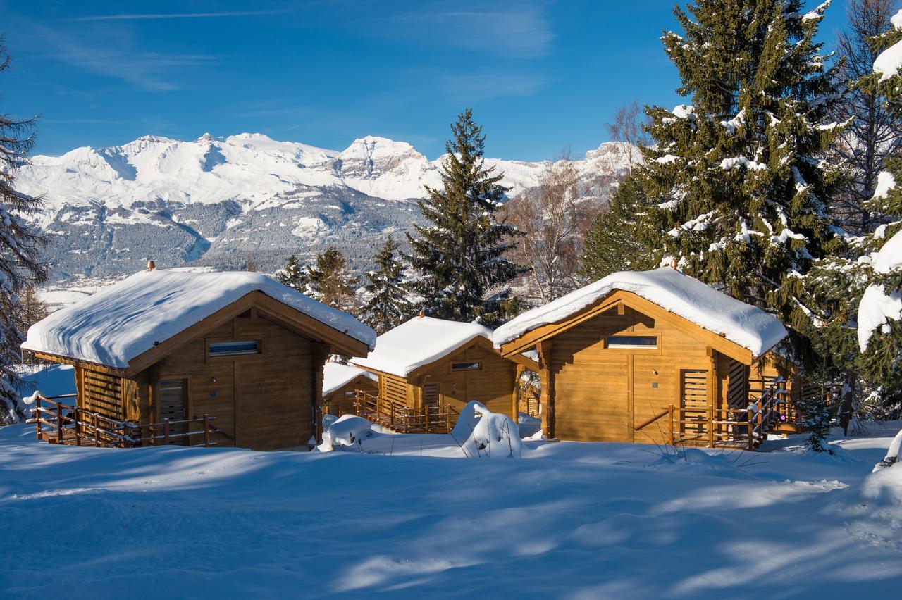 Les Mazots De La Source & Spa Vercorin Exteriör bild