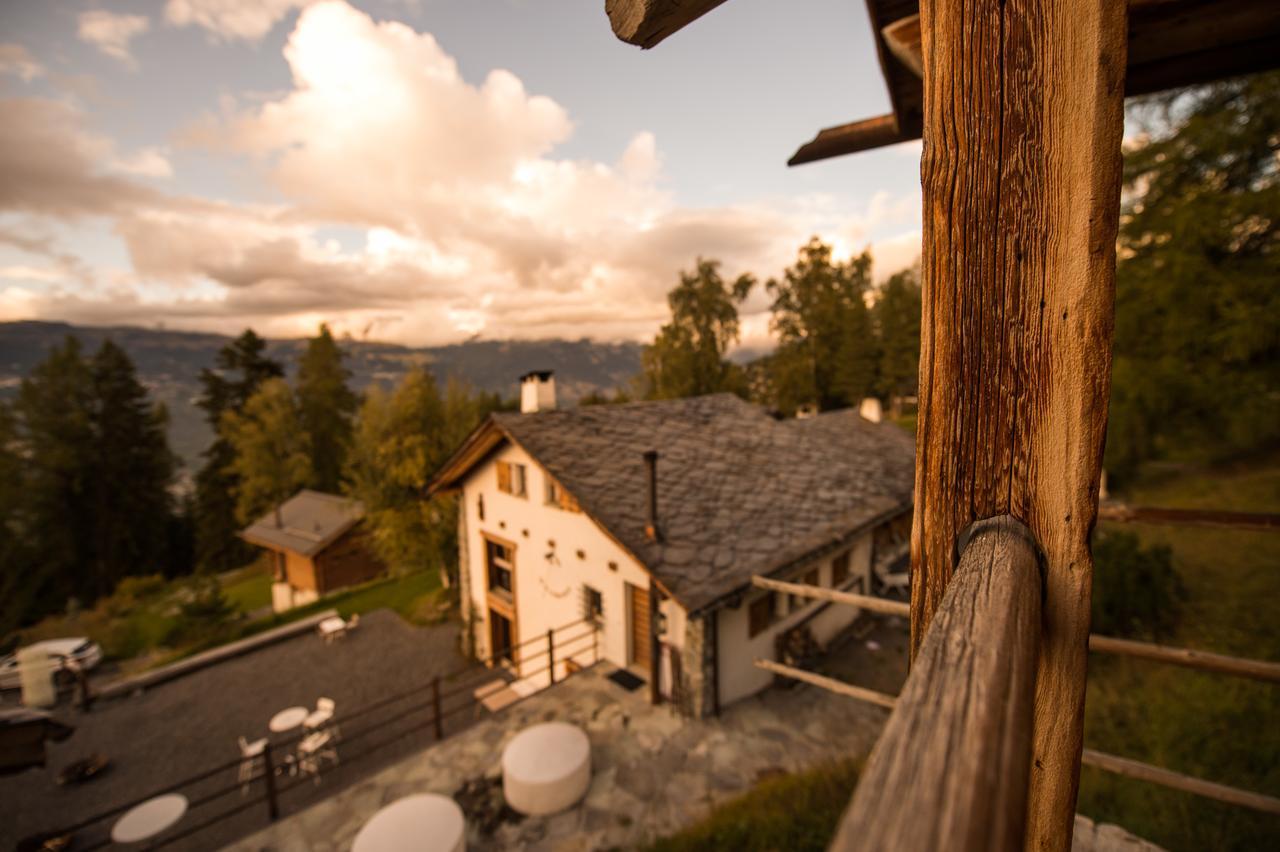 Les Mazots De La Source & Spa Vercorin Exteriör bild
