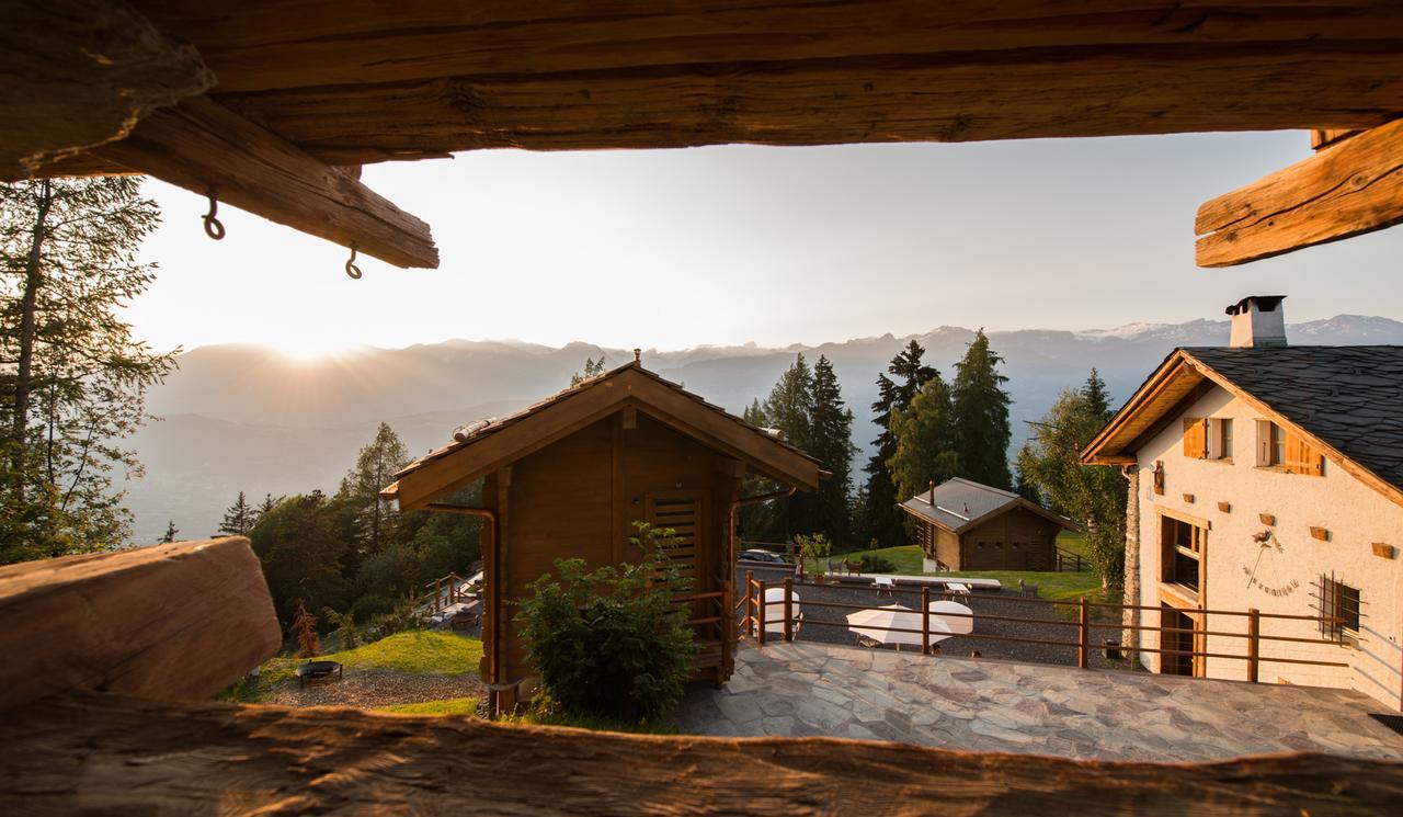 Les Mazots De La Source & Spa Vercorin Exteriör bild