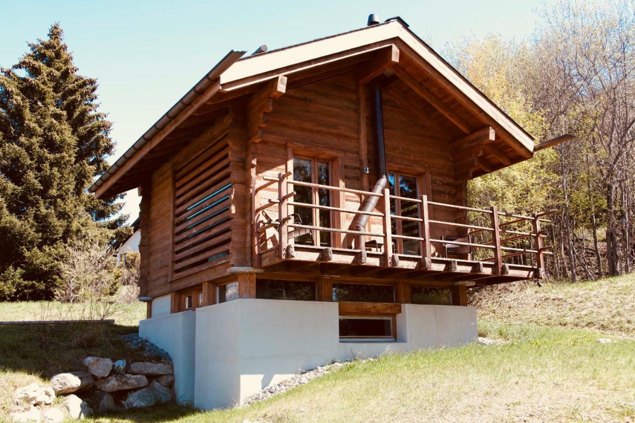 Les Mazots De La Source & Spa Vercorin Exteriör bild