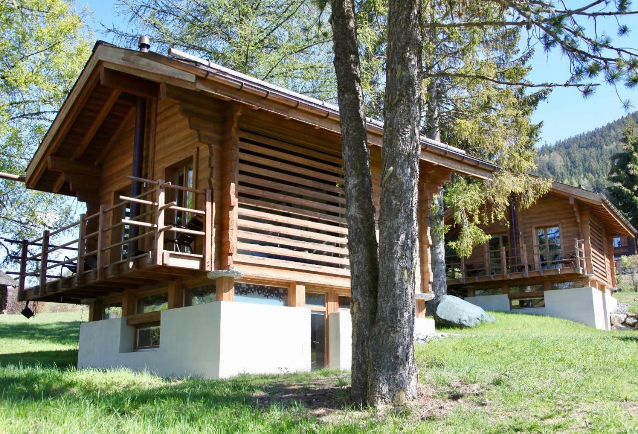Les Mazots De La Source & Spa Vercorin Exteriör bild