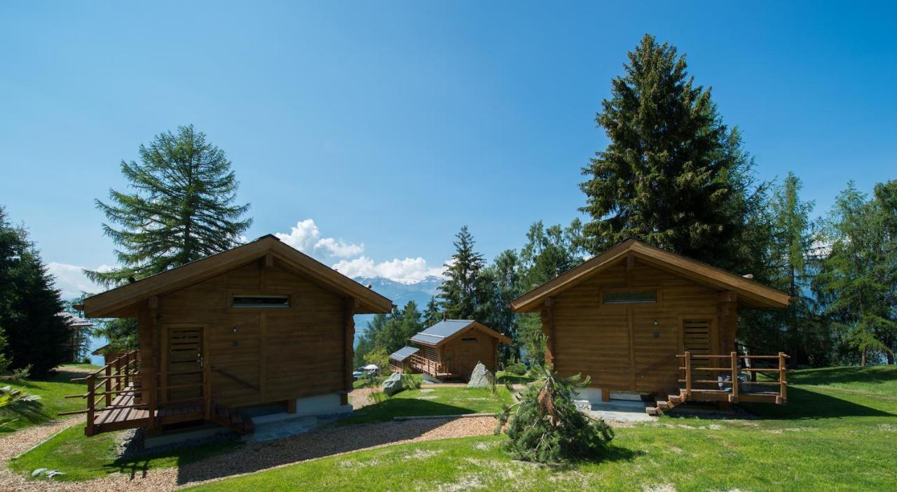 Les Mazots De La Source & Spa Vercorin Exteriör bild